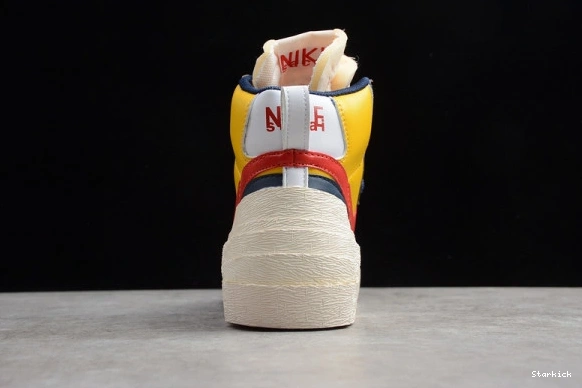 NIKE MAIZE SACAI VARSITY BLAZER X MID BV0072-700 1109
